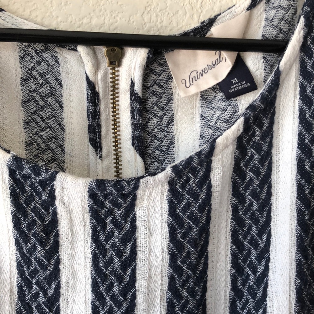 Universal Thread White And Blue Romper - image 3